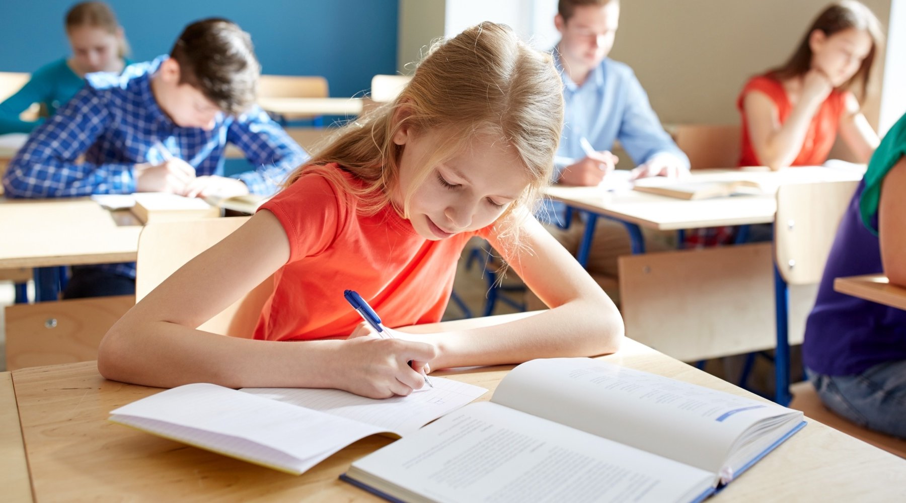 Servizi e informazioni correlati alle attività scolastiche e percorsi educativi che spaziano in più aree di intervento. Ambiente scolastico, vita scolastica, età scolare, orientamento scolastico, mobilità scolastica, trasporto scolastico.